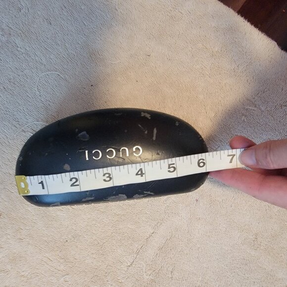 Gucci Large Black Sunglasses Case in Flawed Condition - Picture 4 of 10